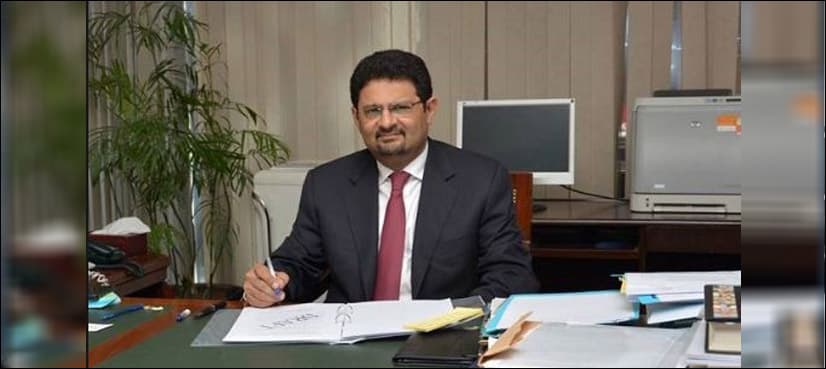 Curbs on non-filers in property, vehicles purchase will not be withdrawn: Miftah