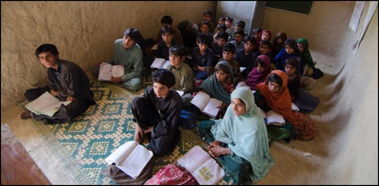 Secy blames lack of funds for inadequate educational facilities in Balochistan