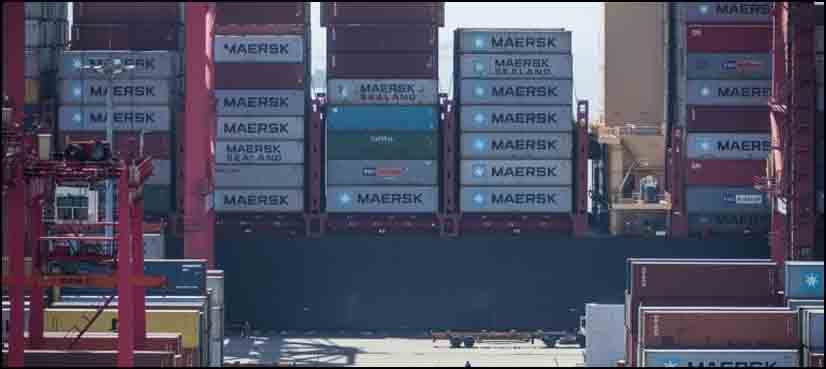 China's trade surplus with US surges, calls for patience