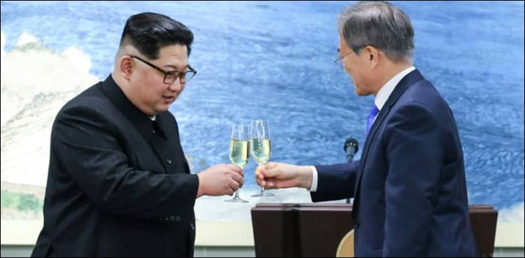 No smokes, many drinks for North's Kim at summit: reports