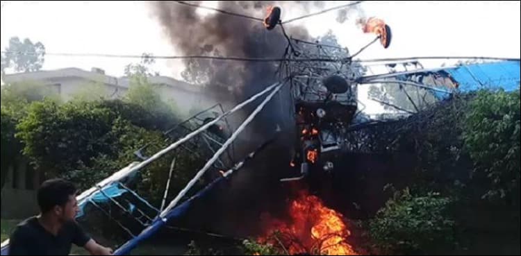 Training plane crashes in Lahore's Garden Town