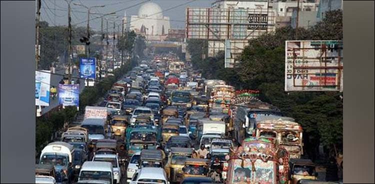 IG Sindh directs to launch crackdown against vehicles running on open letter