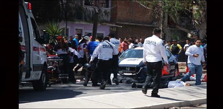 Gunmen kill six traffic policemen in central Mexico