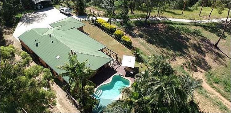 Homeowner finds GOLD MINE in his back garden