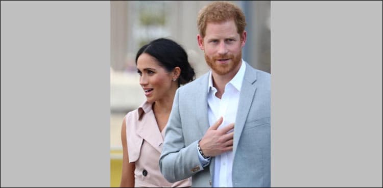 Prince Harry and Meghan visit Nelson Mandela tribute in London