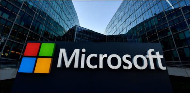 Microsoft challenges Apple as world's most valuable company