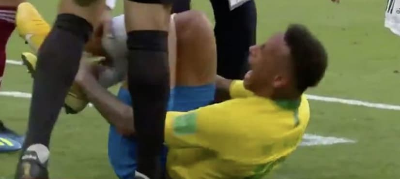 Ronaldo defends Neymar as English also accused of diving