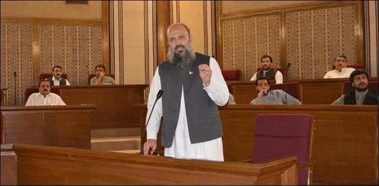 Jam Kamal sworn in as chief minister Balochistan
