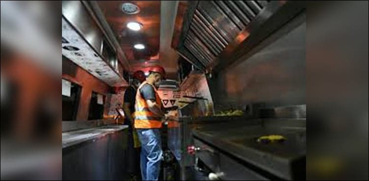 Burger on wheels: Saudis try once 'lowly' jobs as economy bites