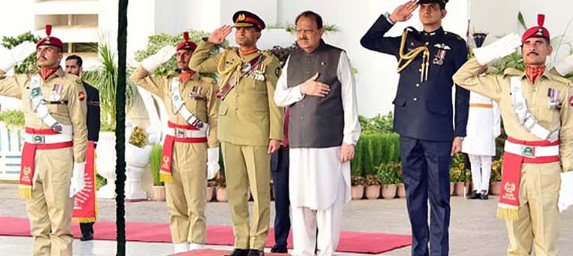 Mamnoon Hussain completes tenure, leaves presidency