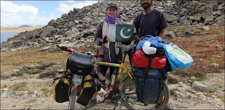 Two foreign cyclists who started world tour in 1998 are now in Pakistan