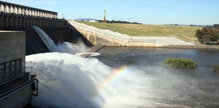 Punjab University donates Rs27 mn for dams fund