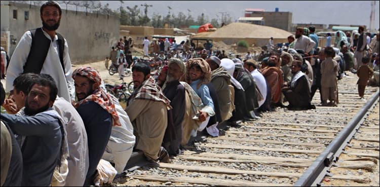 Govt decides to devise comprehensive policy on Afghan refugees