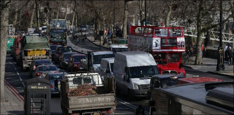 UK motorists may need to take EU test in no-deal Brexit