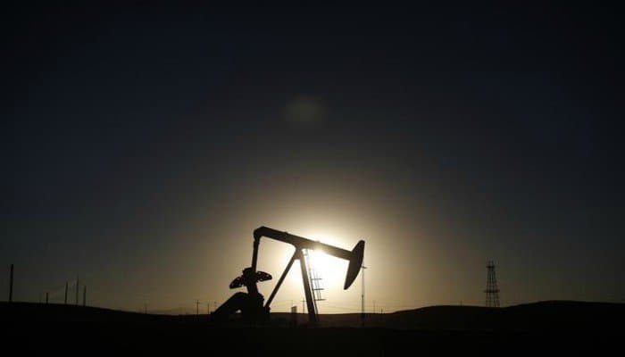 Traders bet on oil at $100 as Iran sanctions loom