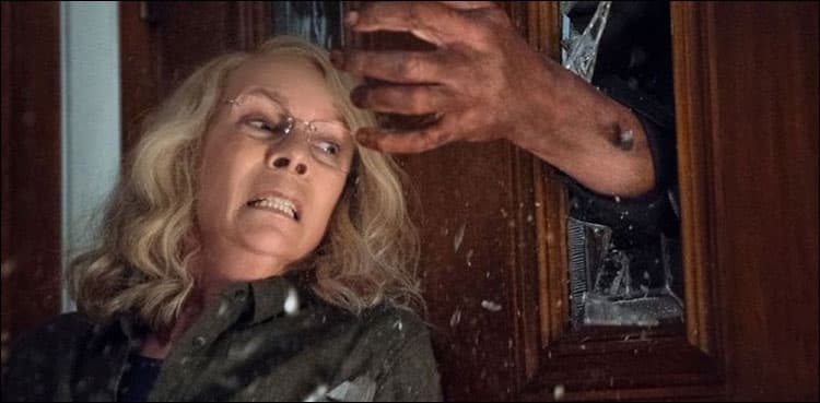 'Halloween' frightens off box office competition