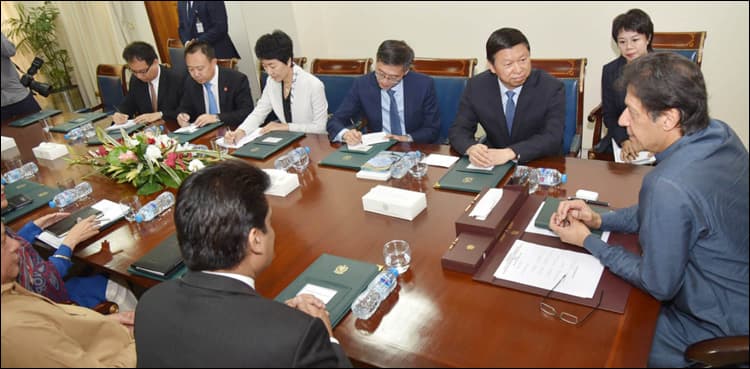 Chinese minister assures PM Imran of China's support in fighting corruption