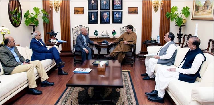 CM Murad approves Rs4bn poverty reduction program for six districts