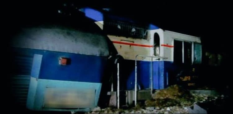 At least 50 dead in India train disaster: police