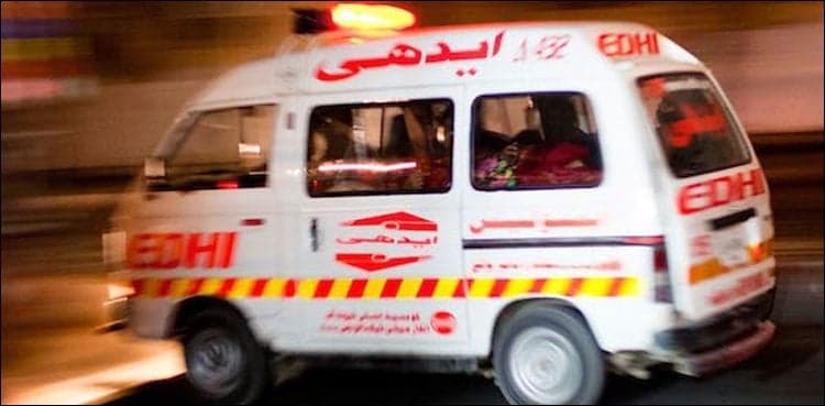 Man killed as water tanker rams into shops in Orangi Town   