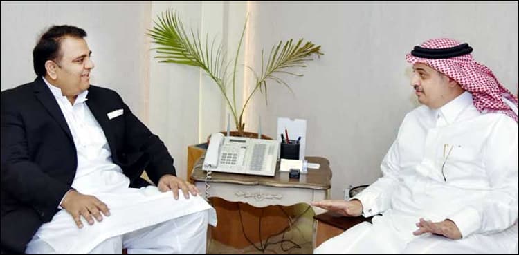 Saudi, UAE envoys calls on information minister