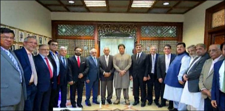 Delegation of World Memon Organisation meets PM, extends support for various sectors