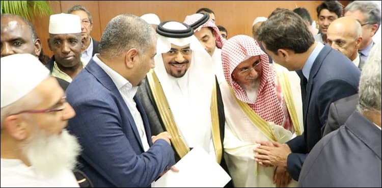 Muslim journalists have a responsibility to defend real Islam: Imam-e-Kaaba