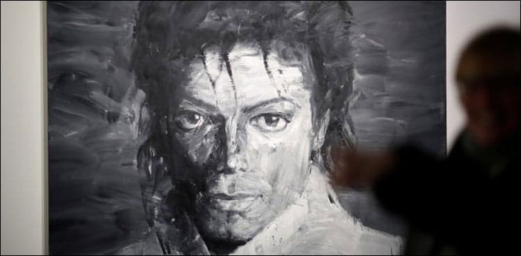 Michael Jackson fans look to beat it down to Paris art show