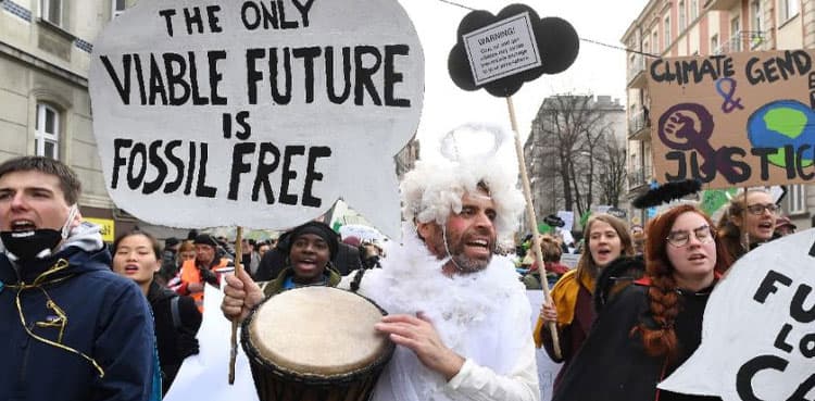 Fashion giants commit to climate battle
