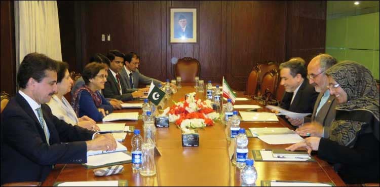 Pakistan, Iran agree to enhance trade ties, railway connectivity