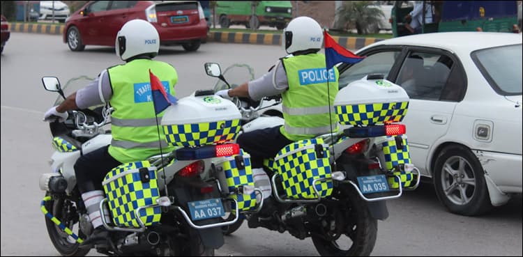 'KP lawmakers' challaned for violation of traffic rules