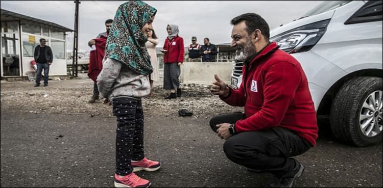 Syrian girl born without legs walks on new prosthetics