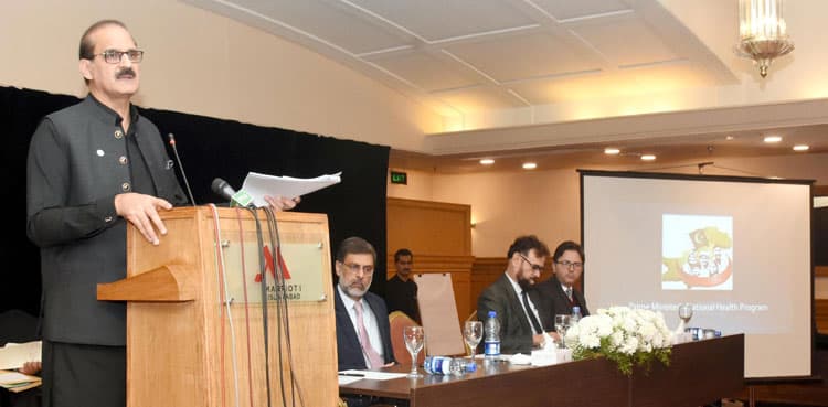 Govt to make all efforts to provide best health facilities to poor: minister