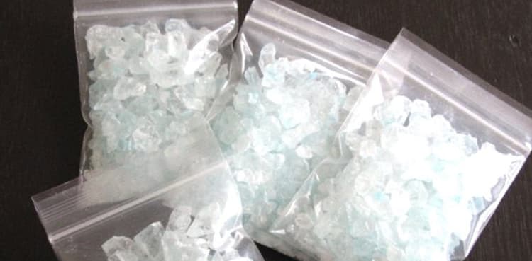 Coast guards foil bid to smuggle 75kg ice drug in Balochistan