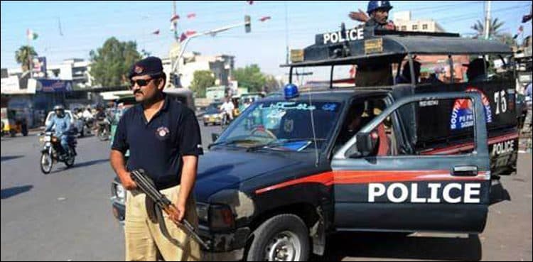 Police arrest 25 criminals during overnight raids in Karachi