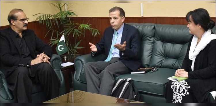 Efforts underway to improve immunization system: health minister