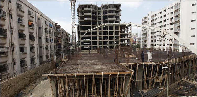 930 residential plots in Karachi being used for commercial purposes: SBCA