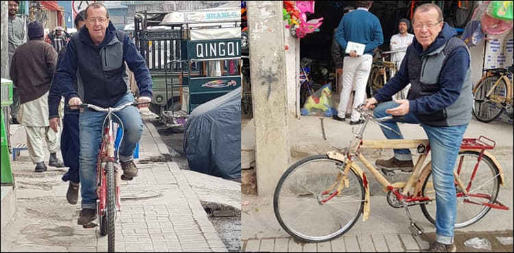 German envoy buys a Pakistani made bicycle