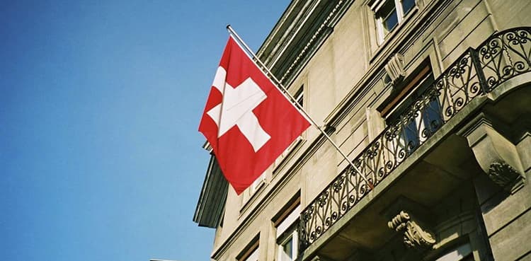 Swiss veto Danish request to send Ukraine armoured vehicles