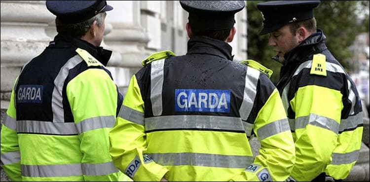 Irish police seize firearms, explosive near border with Northern Ireland