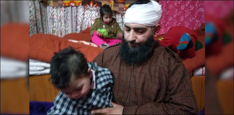Father beaten in IOK, toddler 'pepper sprayed': Mirwaiz