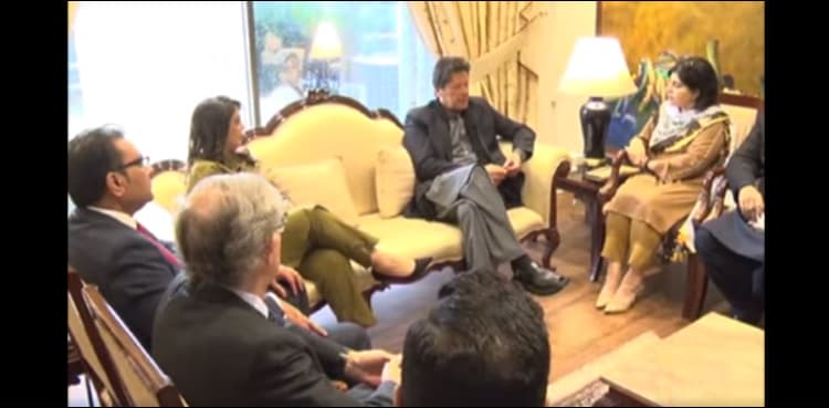 British delegation discusses regional situation with PM Imran
