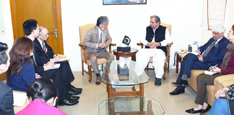 JICA delegation discusses education reforms with education minister Shafqat Mehmood