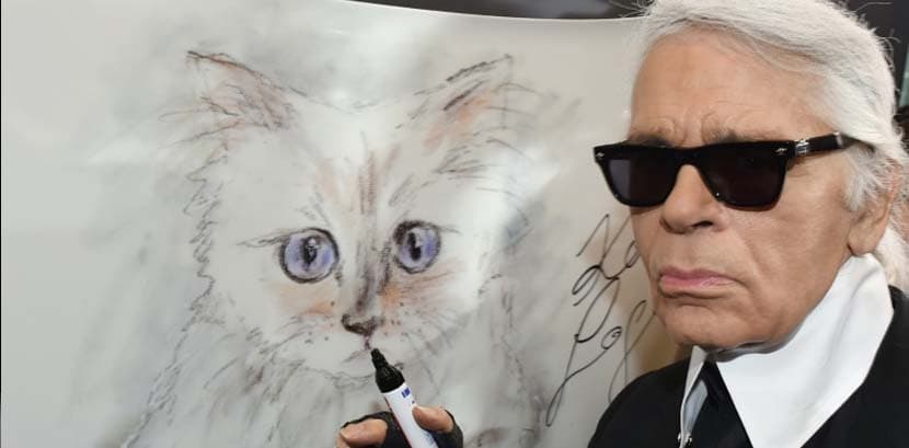 Chanel honours Lagerfeld with his final collection