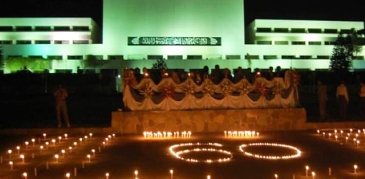 Pakistan joins the world in celebrating Earth Hour 2019