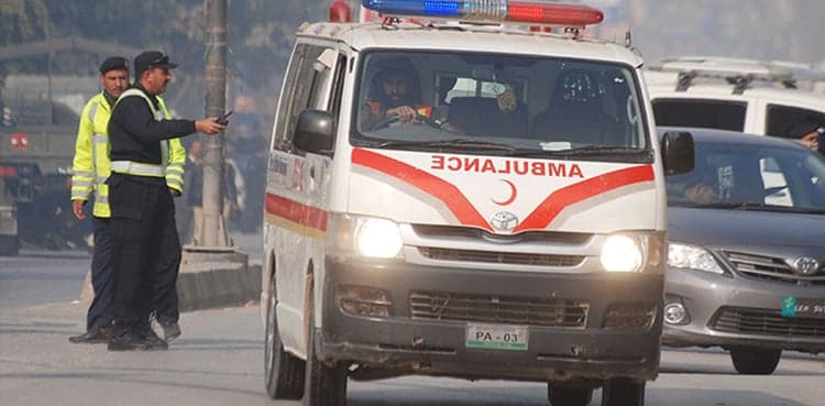Four killed, eight injured in Mirpurkhas road crash