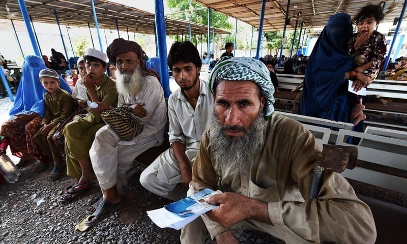 Pakistan urges world to contribute in repatriation of Afghan refugees