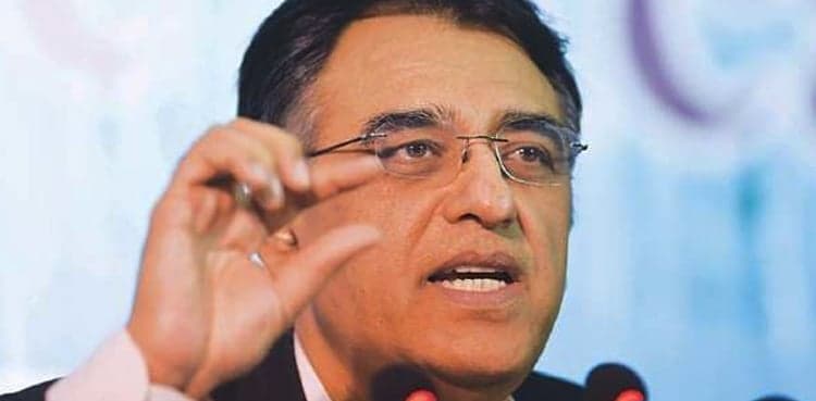 Asad Umar holds meetings on sidelines of IMF, WB spring meetings