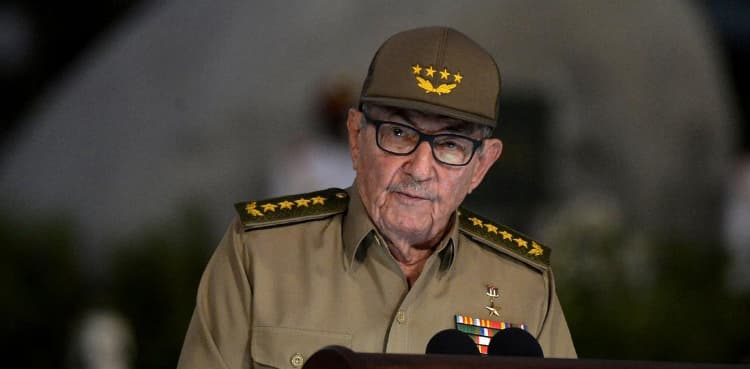 Castro says Cuba will not abandon Venezuela despite U.S. 'blackmail'