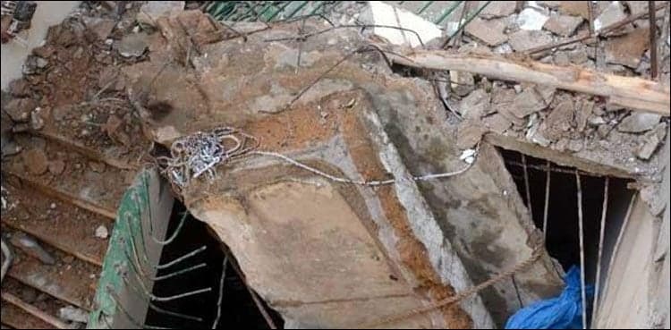 Six killed, four other injured as roof of a house collapses in Lahore